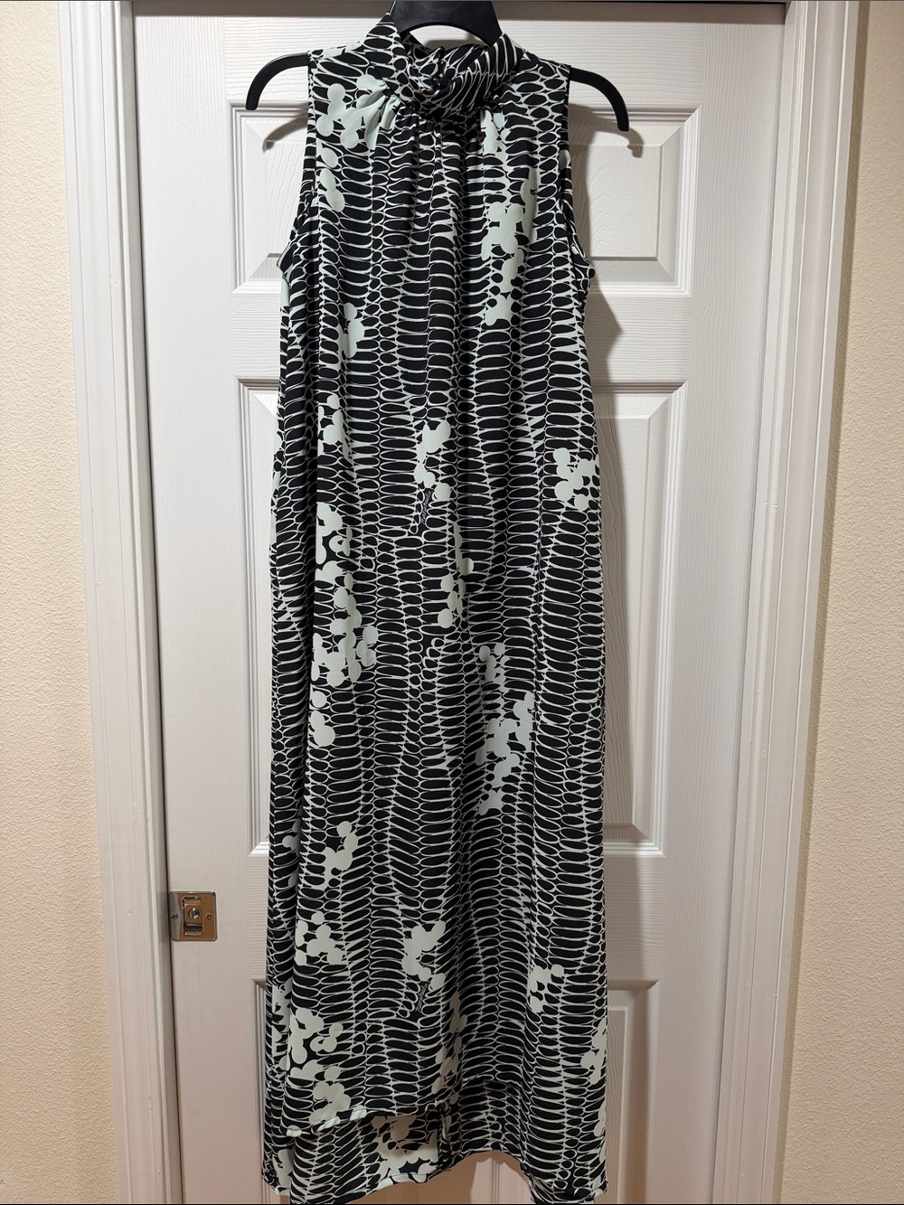 Manuhealii: Pukiawe - Lillian Maxi